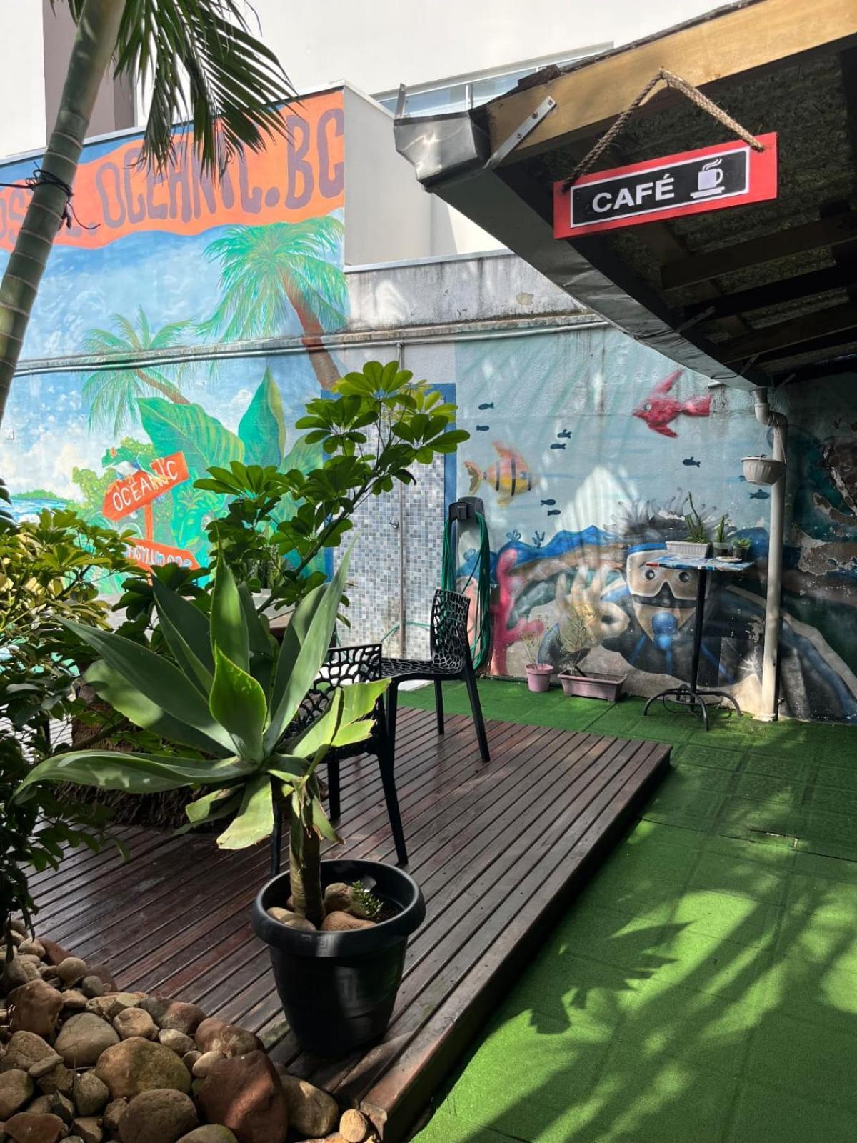 Balneário Camboriú Oceanic Hostel מראה חיצוני תמונה