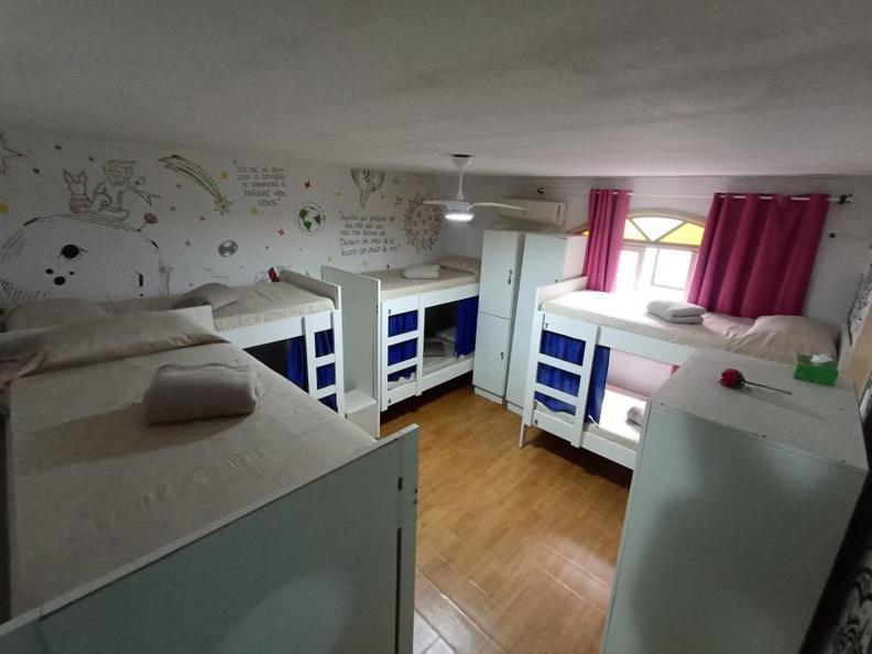 Balneário Camboriú Oceanic Hostel מראה חיצוני תמונה